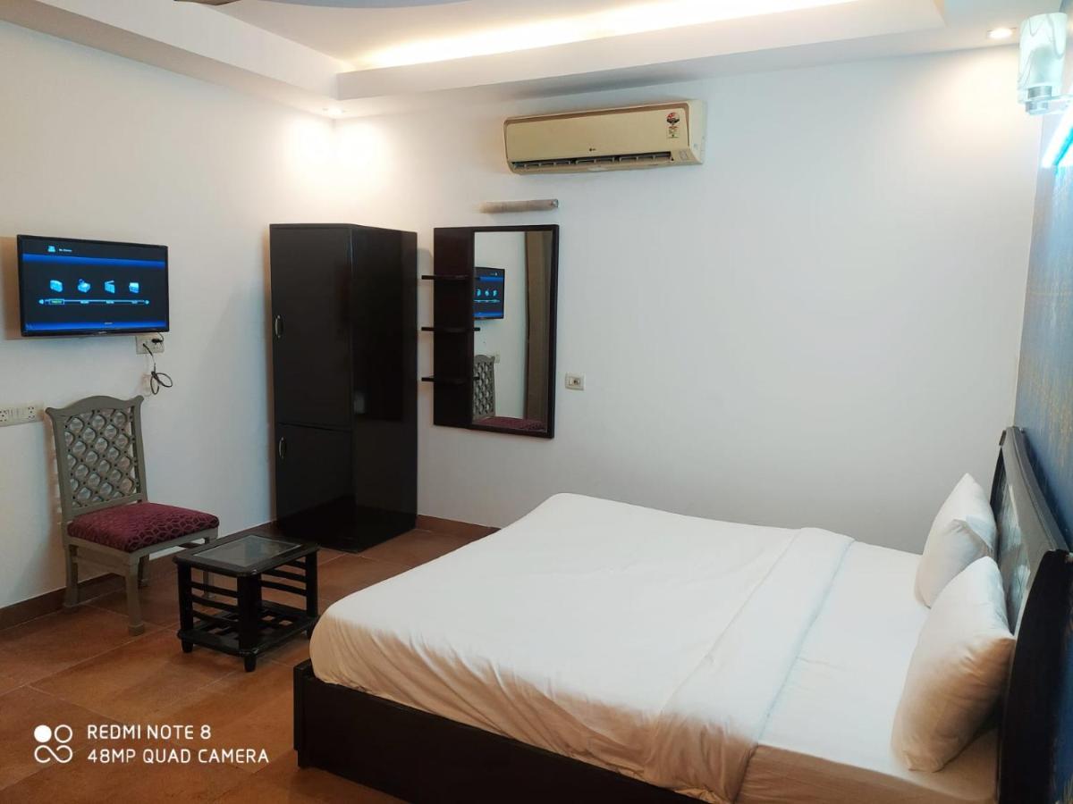 Hotel Delhi Airport Plaza Igi Airport Νέο Δελχί Εξωτερικό φωτογραφία