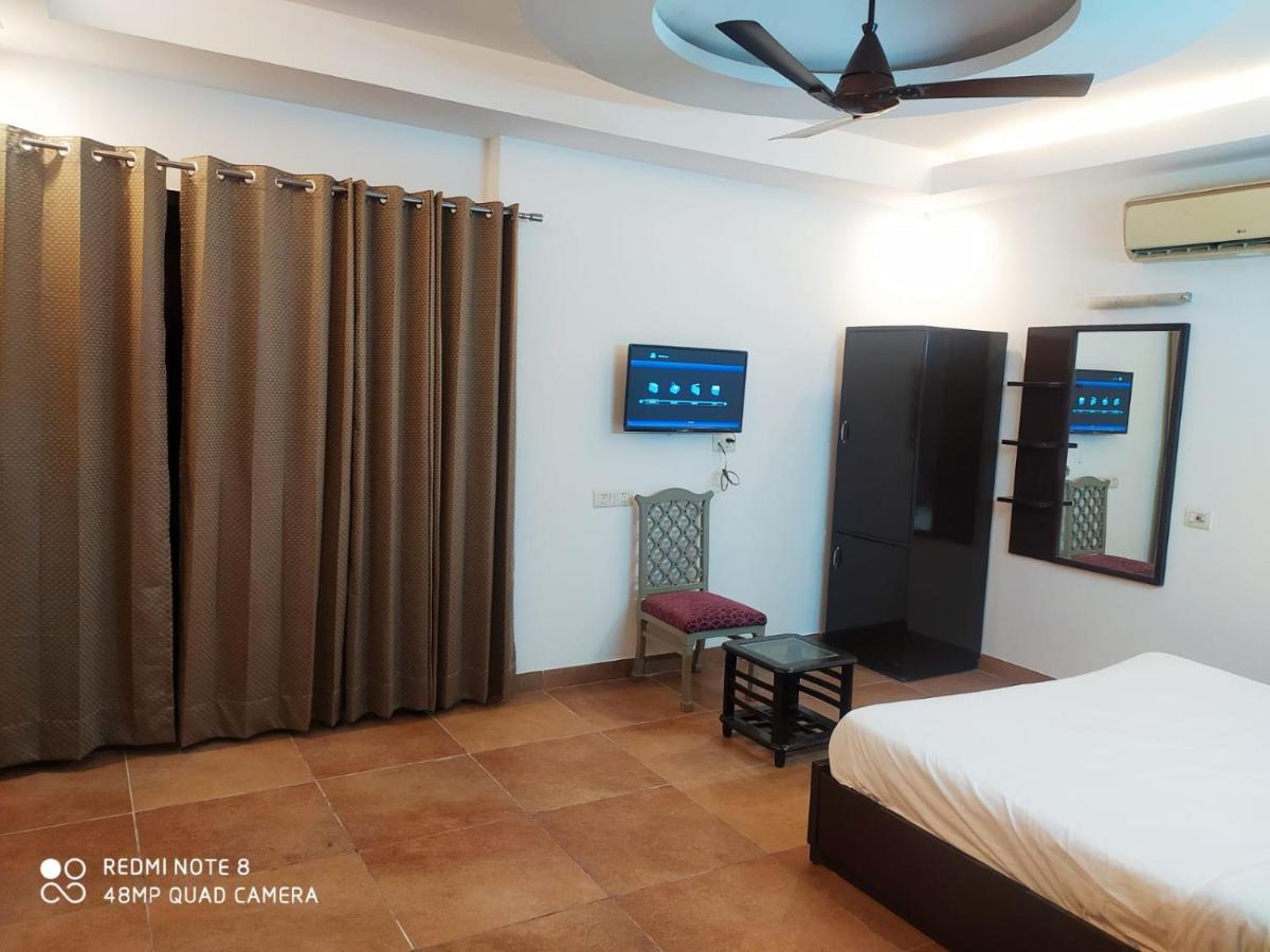 Hotel Delhi Airport Plaza Igi Airport Νέο Δελχί Εξωτερικό φωτογραφία