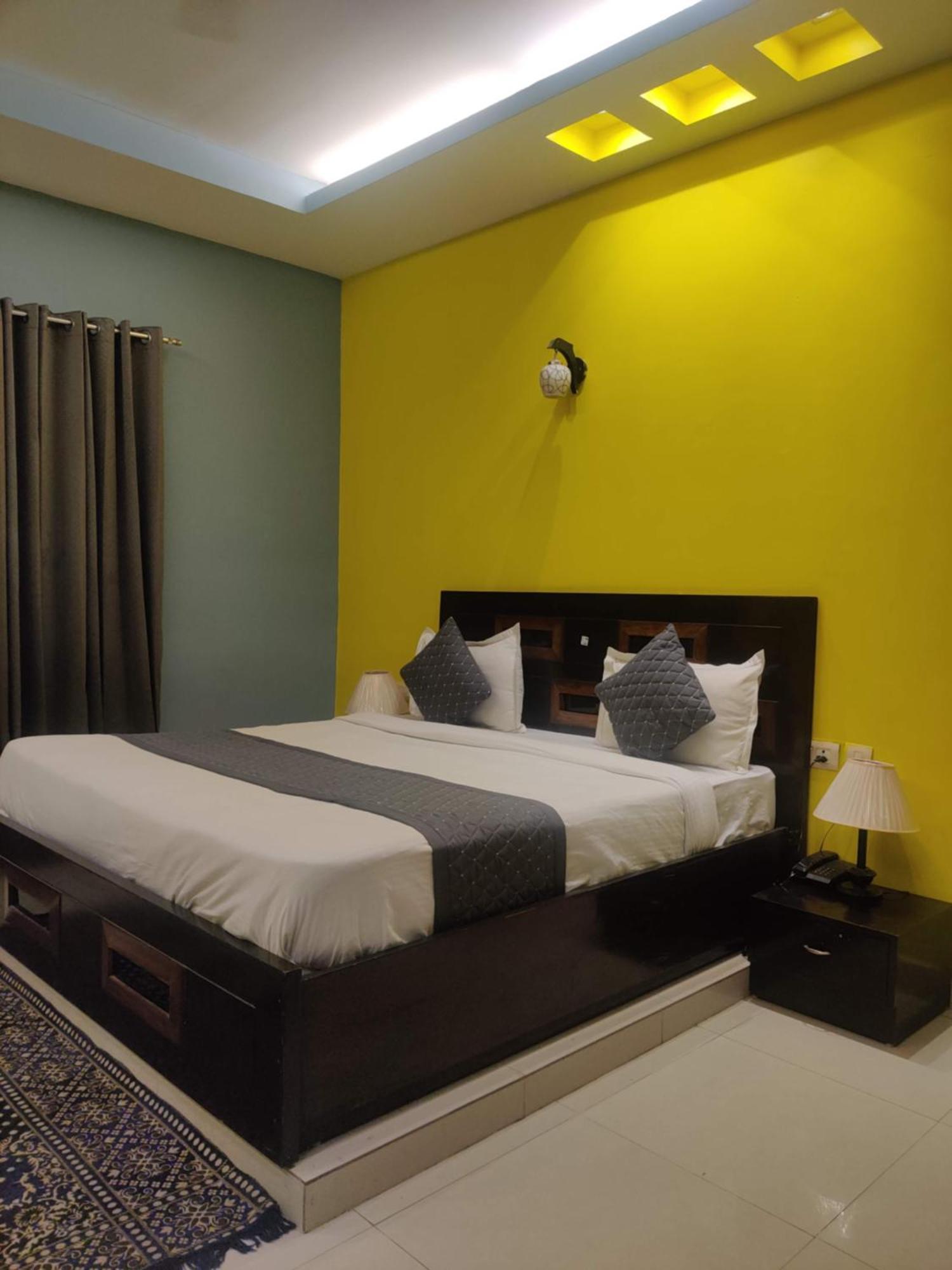Hotel Delhi Airport Plaza Igi Airport Νέο Δελχί Εξωτερικό φωτογραφία