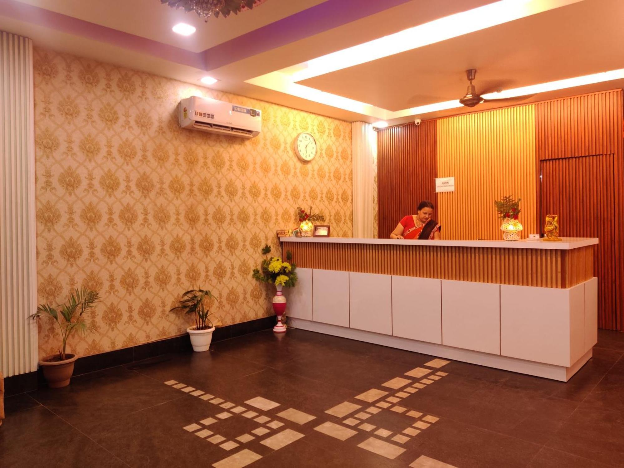 Hotel Delhi Airport Plaza Igi Airport Νέο Δελχί Εξωτερικό φωτογραφία