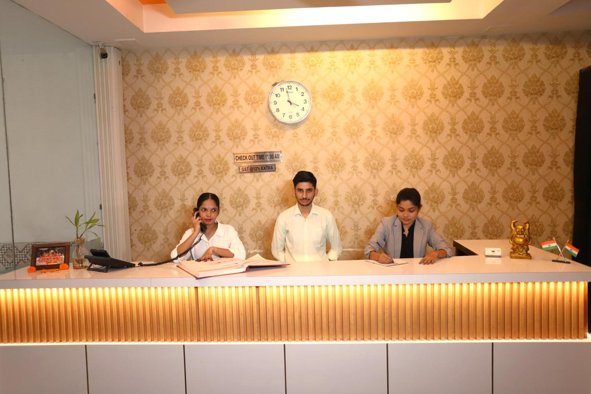 Hotel Delhi Airport Plaza Igi Airport Νέο Δελχί Εξωτερικό φωτογραφία